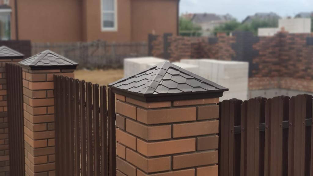 Колпак Zking Эверест Коричневый на столб 1.5х1.5 кирпича (390х390мм) в Канске фото