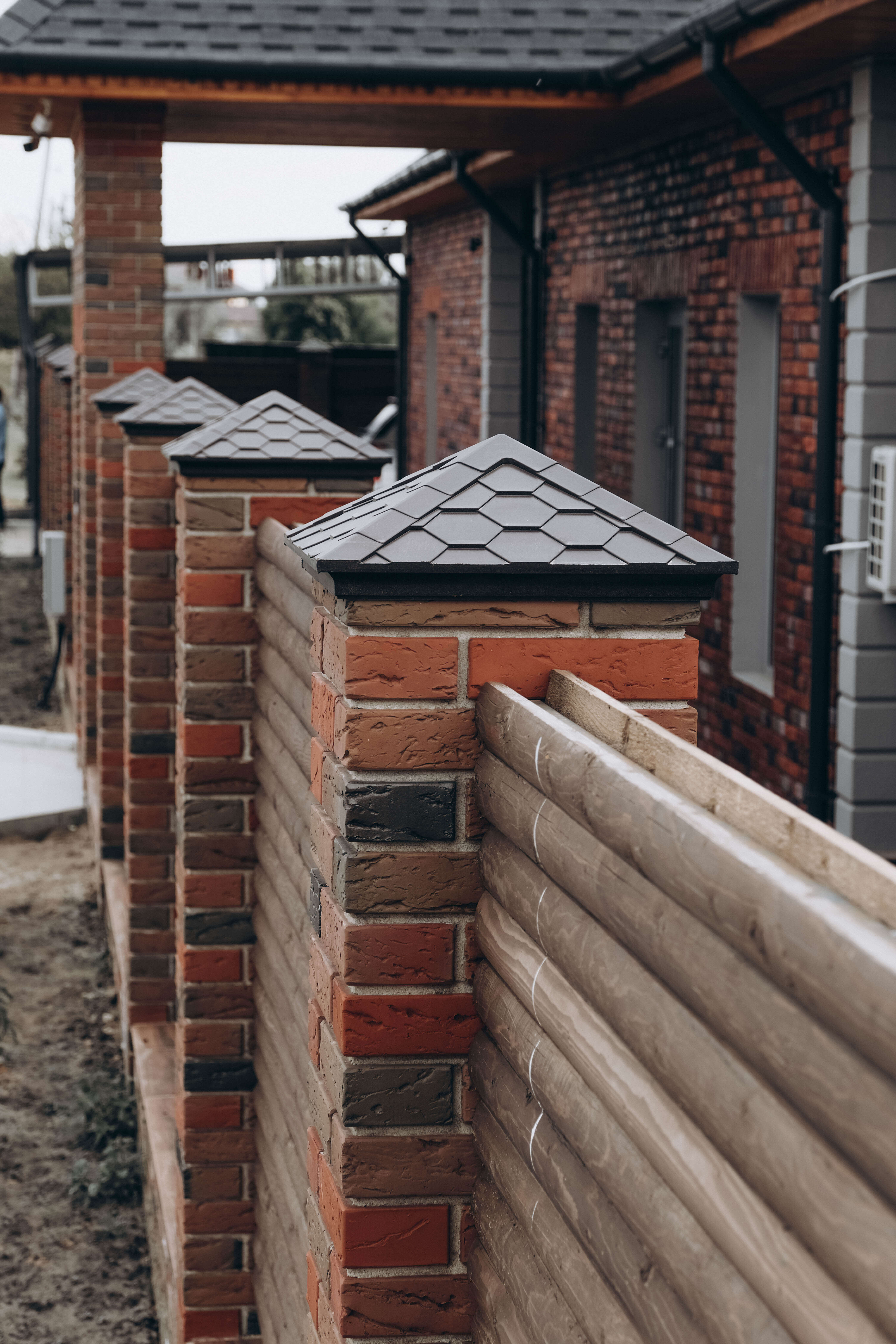 Колпак Zking Эверест Коричневый на столб 1.5х1.5 кирпича (390х390мм) в Канске фото